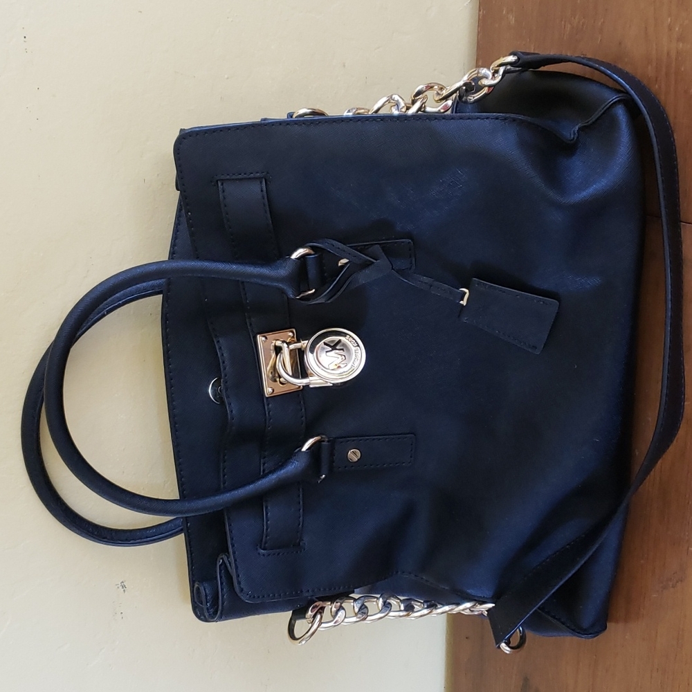 Michael kors shoulder bag